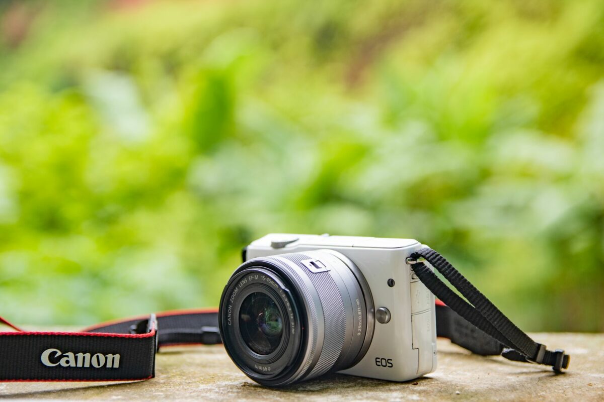 TTArtisan AF 24 mm f/3,8 mini : un pancake plein format de 57 g en monture Sony E